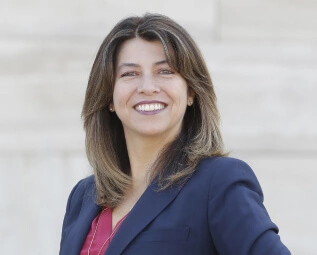 Administración - Gerente División Productos e Innovación - Paola Ledezma Ortiz