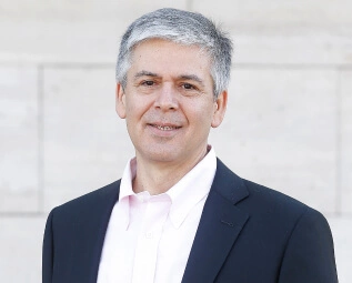 Administración - Gerente División Operaciones y Tecnología - Vicente Tredinick Rogers